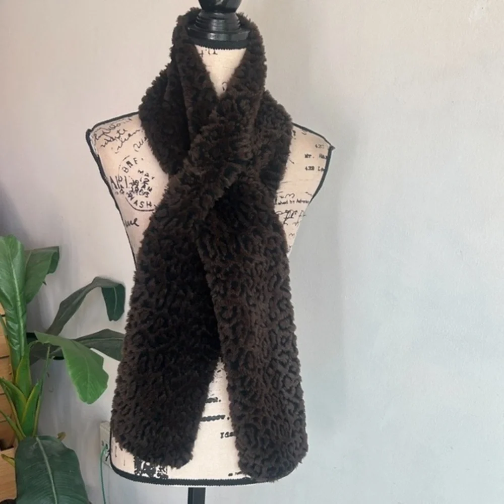 Tasha Polizzi Faux Fur Leopard Print Wrap